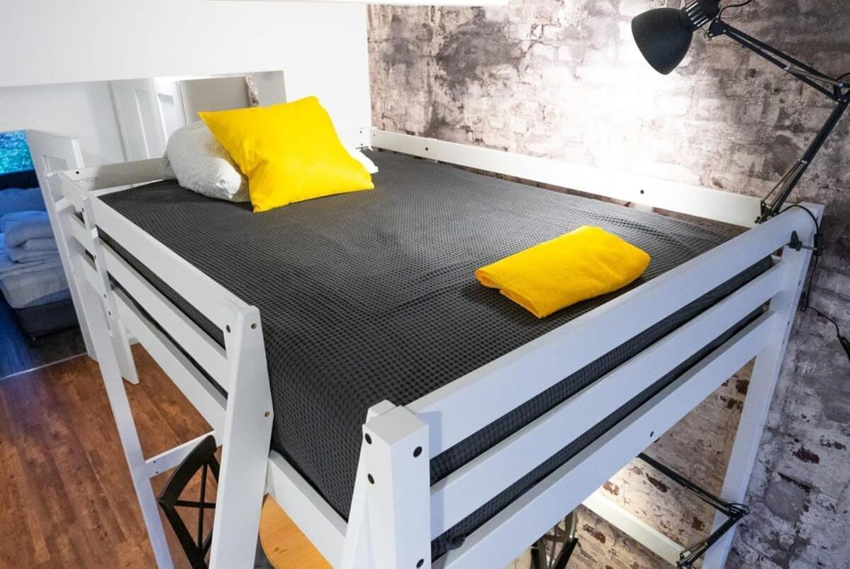 Shabby Chic Apartment In Ideal Location Hambourg Extérieur photo